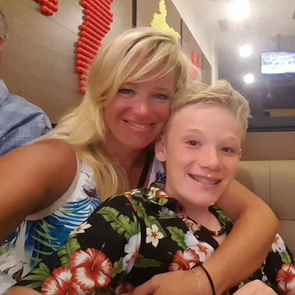 Meet your Posher, Heather - Picture 1 of 1